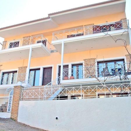 Dorothea'S Villa Platanos  Bagian luar foto