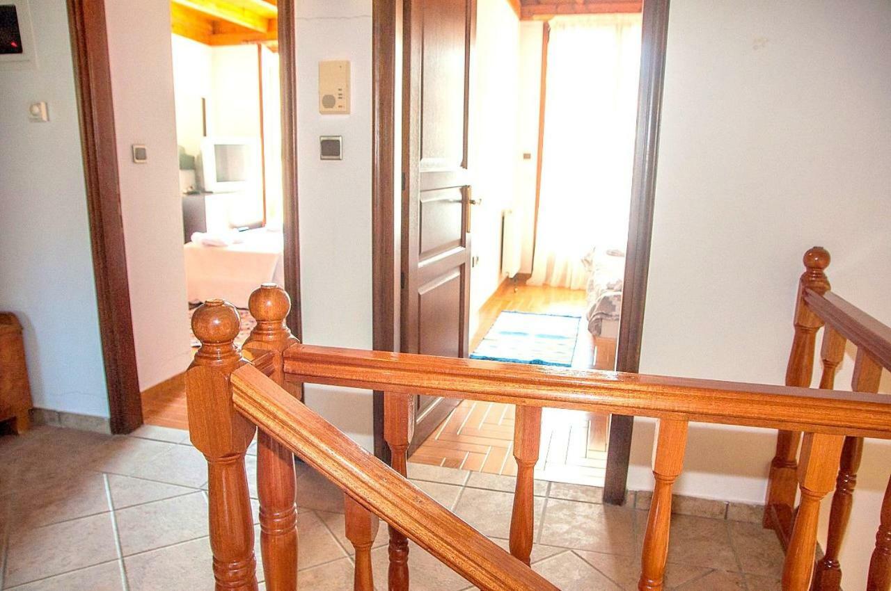 Dorothea'S Villa Platanos  Bagian luar foto