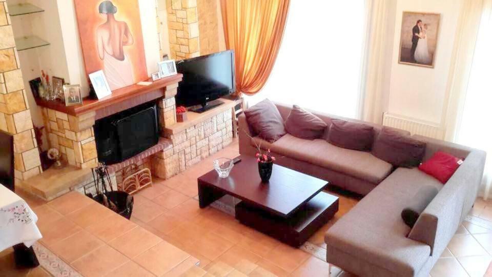 Dorothea'S Villa Platanos  Bagian luar foto